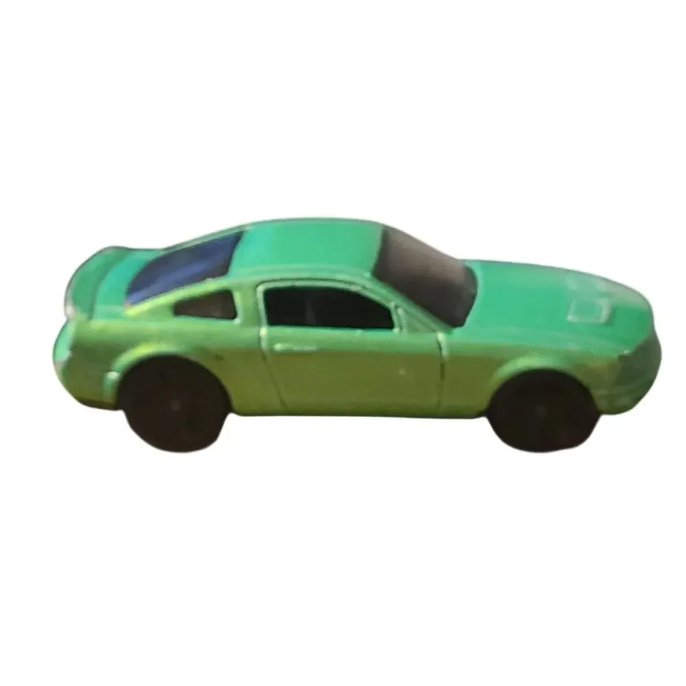 Hot Wheels Green 2007 Ford Mustang, Made in Malaysia